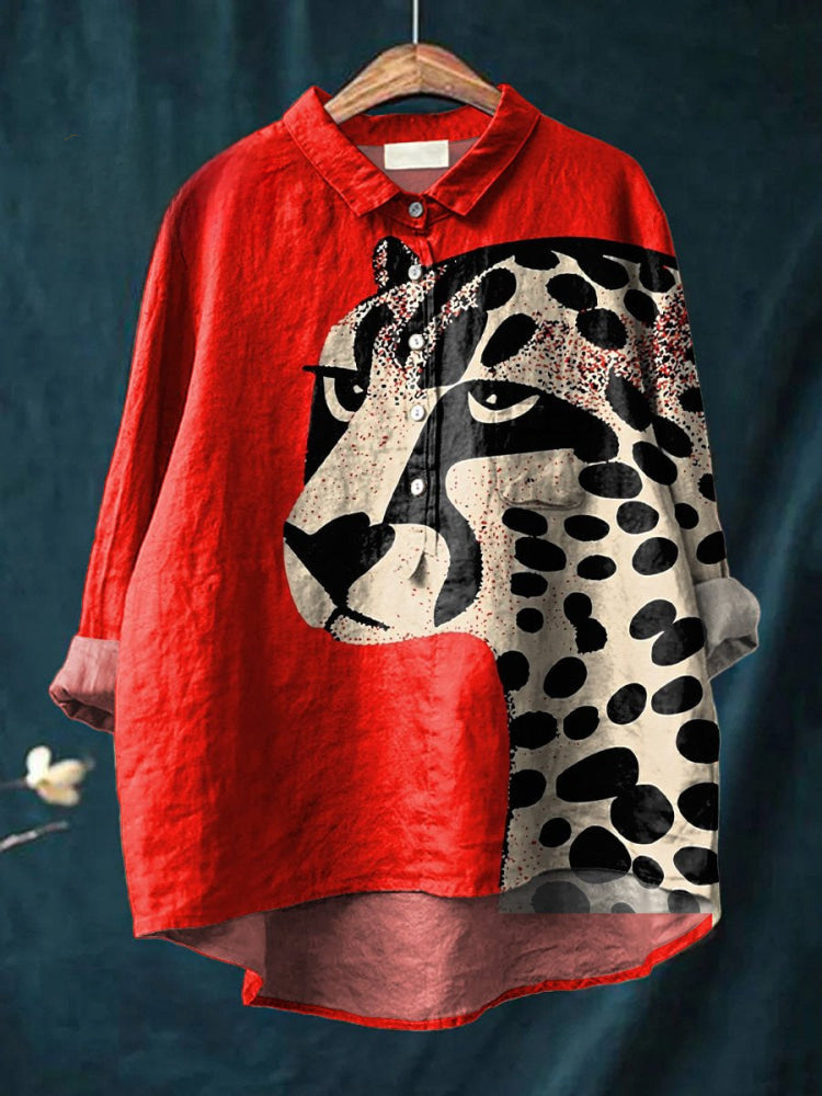 Chemise Nala de Danoir Paris avec motif léopard audacieux, tissu léger et coupe élégante, idéale pour un look tendance et sophistiqué.