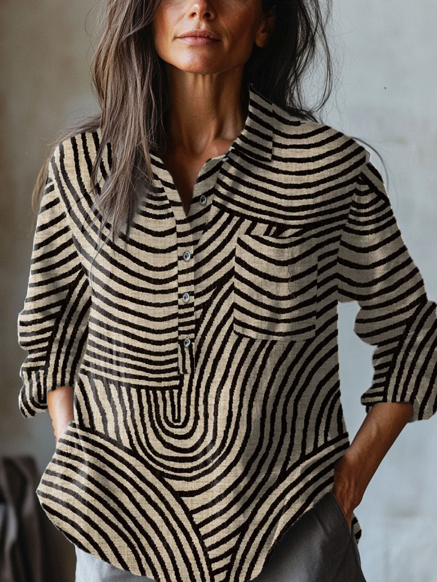 Chemise Rita à rayures abstraites multicolores de Danoir Paris, tissu léger et style moderne, vue de face.