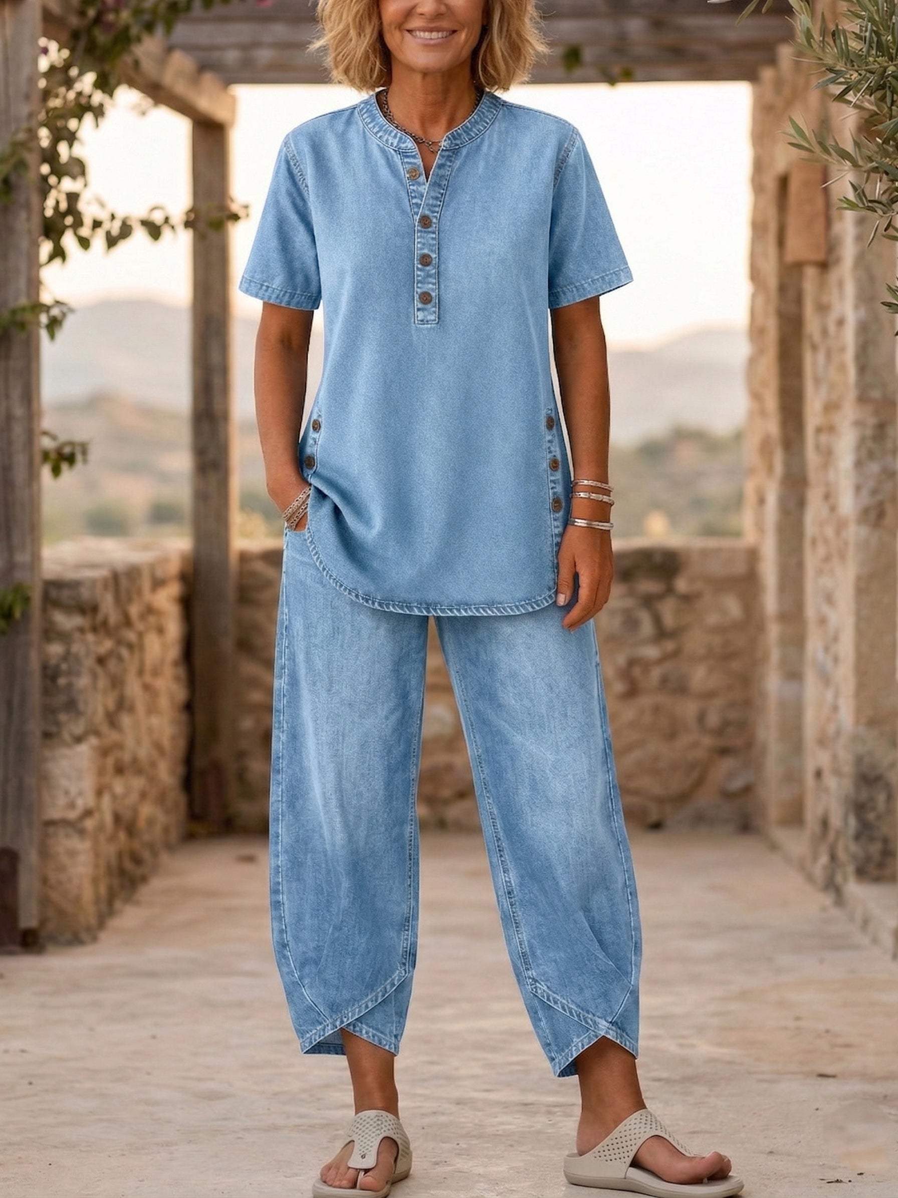 Ensemble deux pièces en jean pour femmes à manches courtes de Danoir Paris, couleur marine, taille XS, vue de face