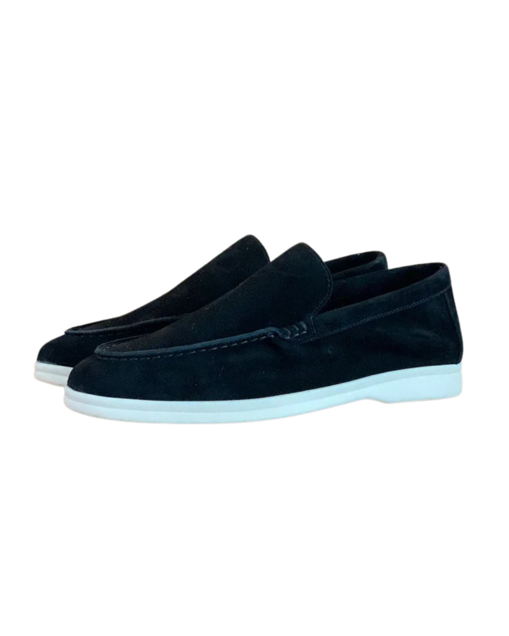 Mocassins élégantes Danoir Paris en daim premium, finition raffinée, avec semelle en caoutchouc et design sophistiqué.