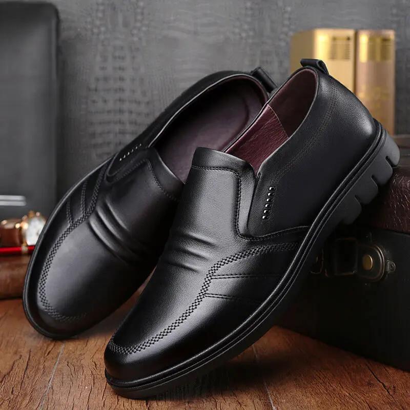 Chaussures de bureau Mike™ de Danoir Paris, élégantes et confortables, en cuir noir avec semelle solide, parfaites pour le bureau.
