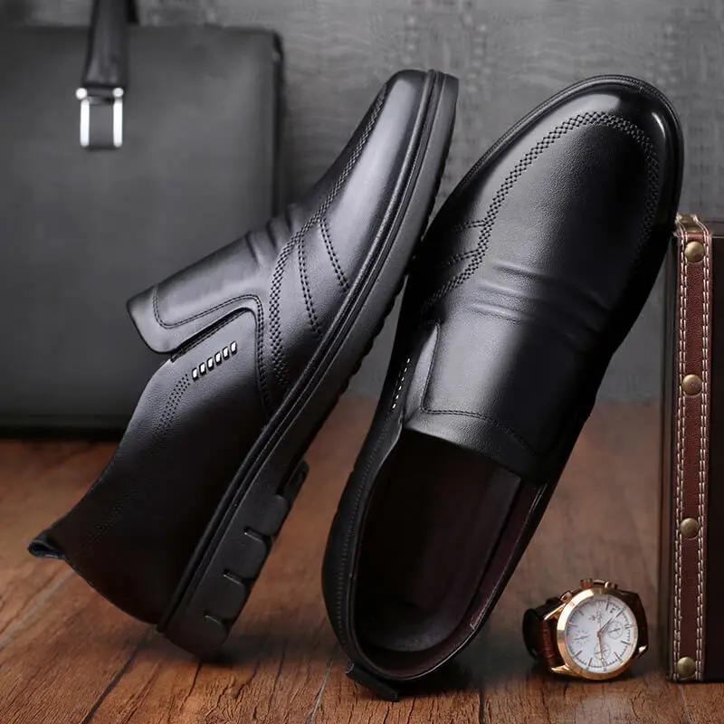 Chaussures de bureau Mike™ de Danoir Paris, élégantes et confortables, en cuir noir, pour un style professionnel.