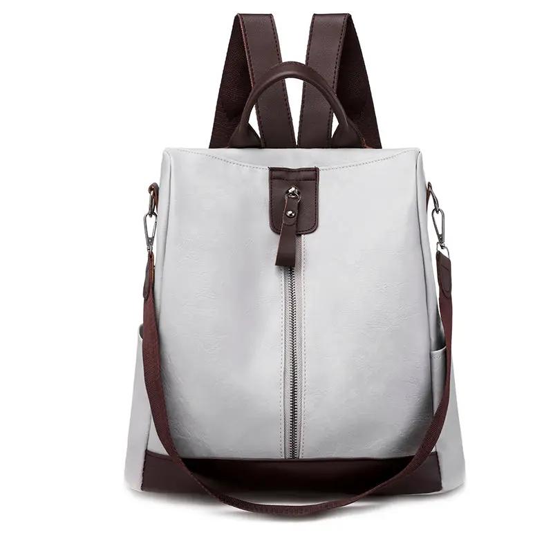 Sac urbain chic Danoir Paris Chloe, sac à main en cuir avec poignée élégante et détails modernes, vue de face.