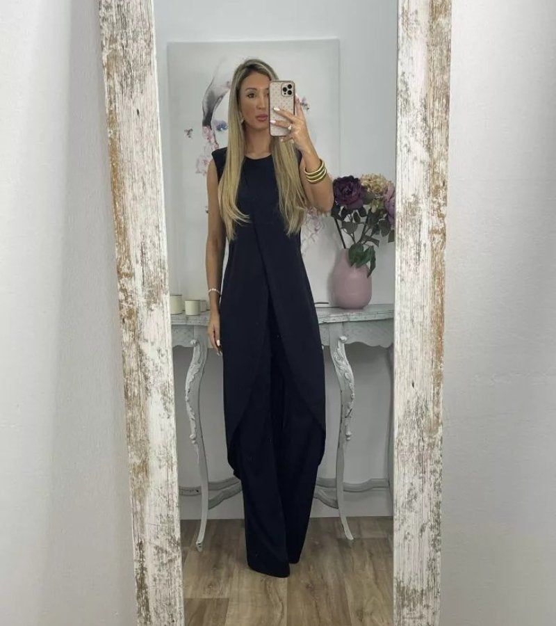 Ensemble chic sans manches Flavia de Danoir Paris, tenue élégante avec haut et jupe assortie, en tissu fluide et sophistiqué.