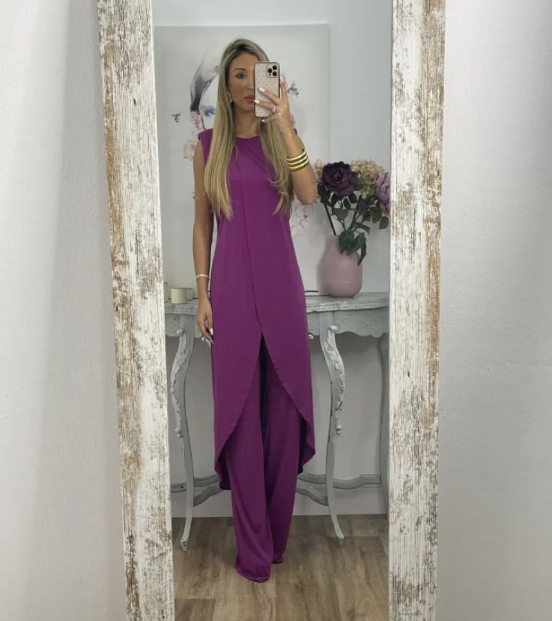 Ensemble chic sans manches Flavia de Danoir Paris, vêtement élégant avec design moderne, porté sur mannequin.
