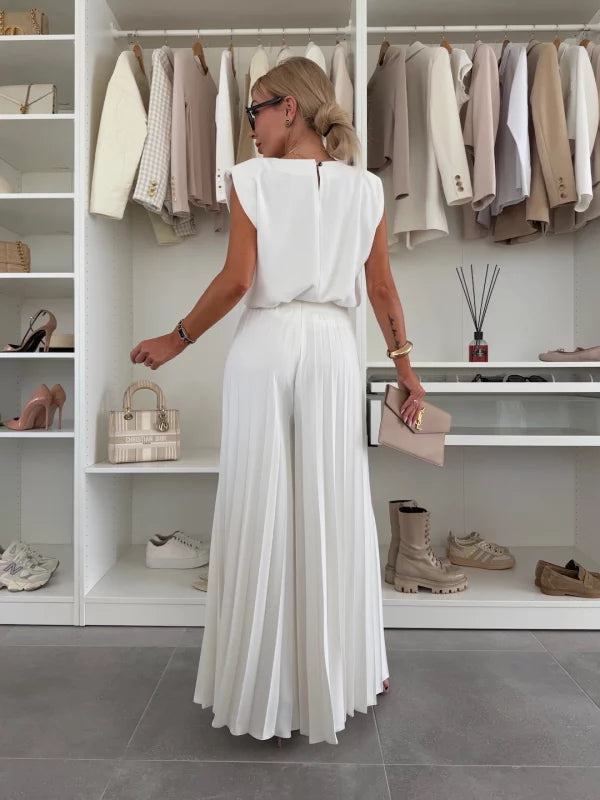Blouse chic en viscose crème Danoir Paris, élégante et confortable, portée sur mannequin.