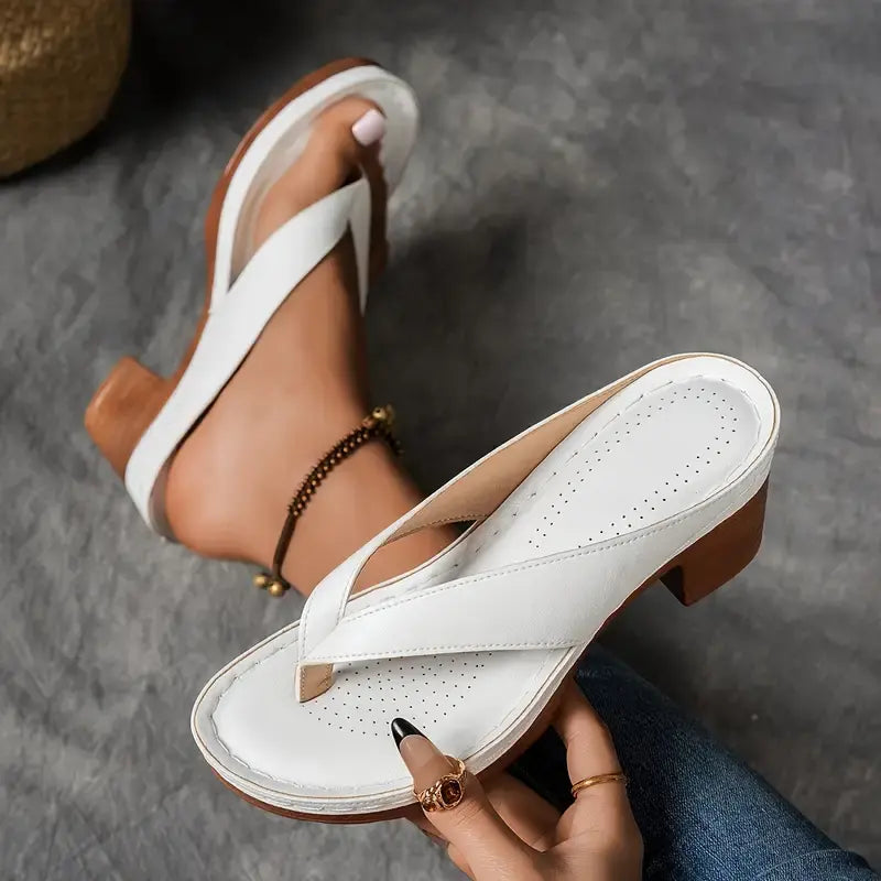 Sandales Danoir Paris élégantes et confortables avec finition soignée, parfaites pour un style sophistiqué.