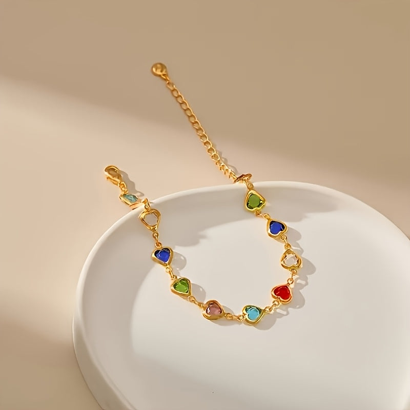 Bracelet unique en forme de cœur de la marque Danoir Paris, en métal argenté avec détails élégants.