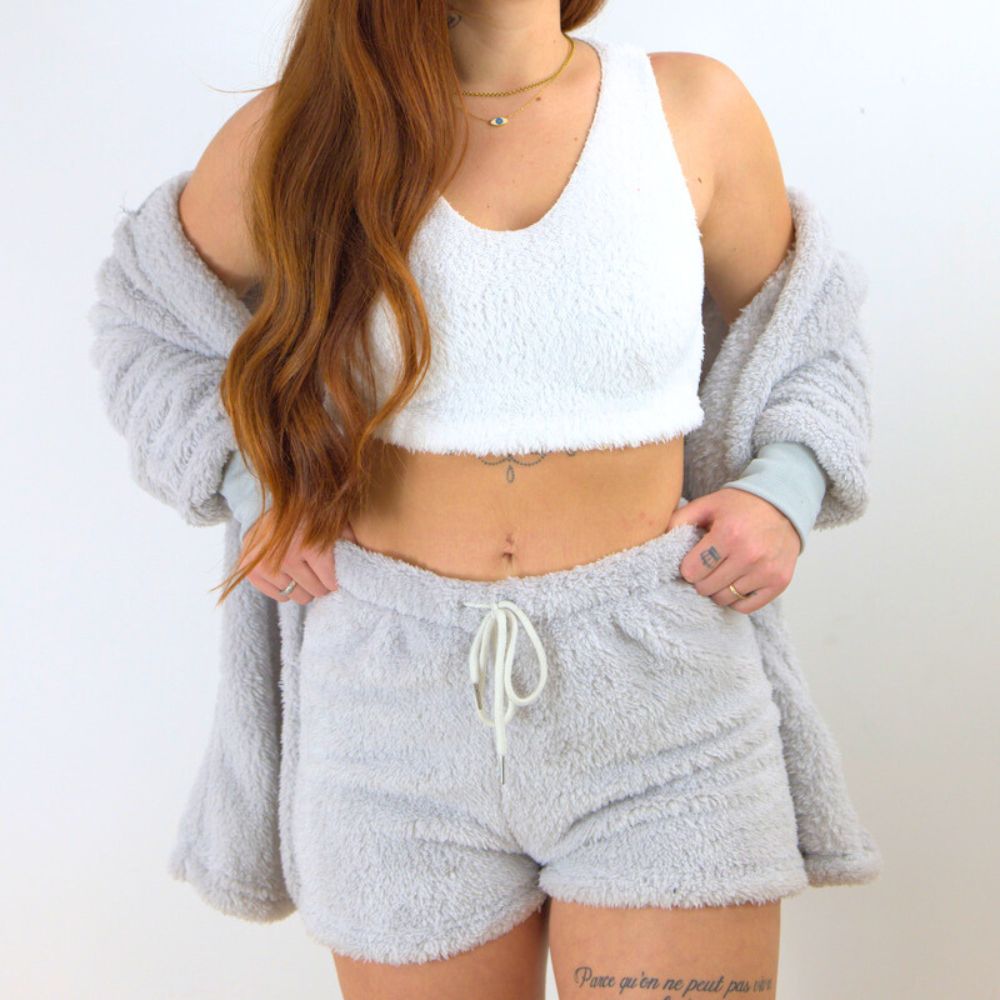 Pyjama court Danoir Paris Misscocoon en coton doux avec motifs floraux, parfait pour un confort relaxant.