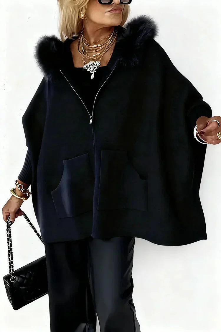 Veste casual Danoir Paris avec col en fausse fourrure unie, coupe élégante et confortable, idéale pour un style décontracté.