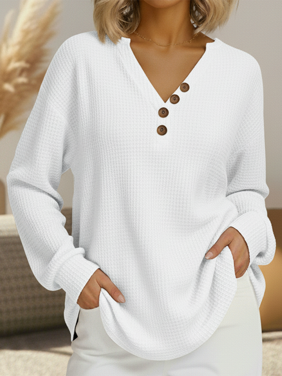 Pyjama Clémence™ Douceur Pure de Danoir Paris, pyjama en coton blanc avec détails en dentelle et boutons élégants.