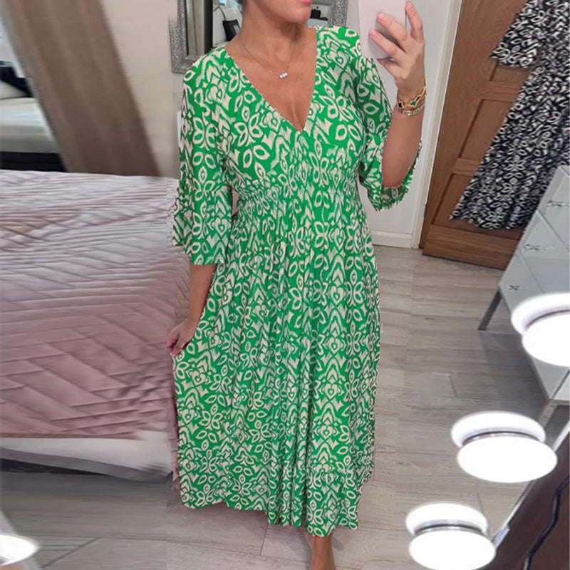 Robe évasée élégante de la marque Danoir Paris, tissu fluide et coupe flatteuse visible sur cette image.