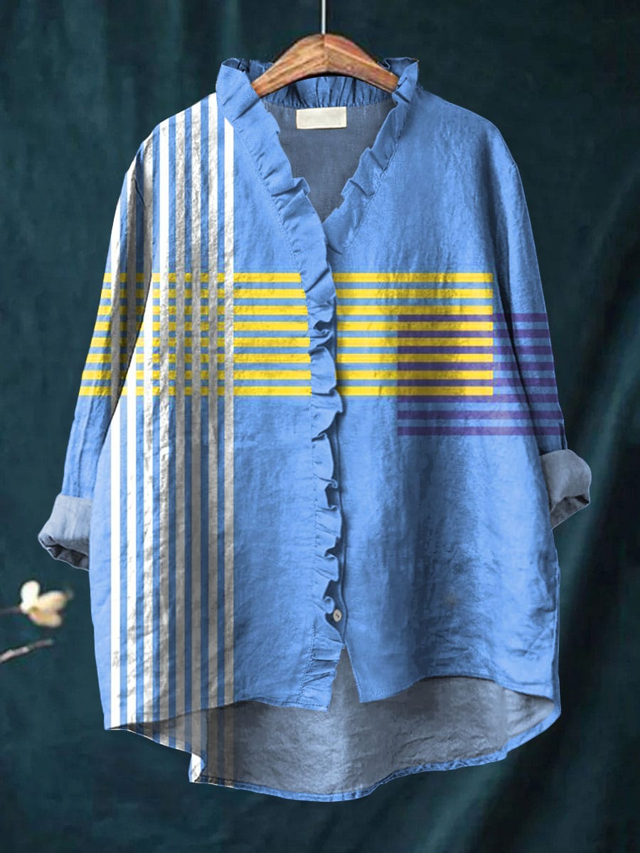 Blouse Chiara de Danoir Paris en tissu léger, couleur neutre, portée sur mannequin avec col rond et manches longues.