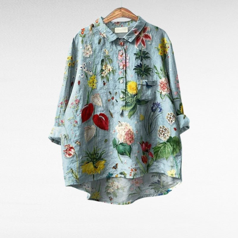Blouse printanière fleurie Joséphine de Danoir Paris, tissu léger avec motifs floraux colorés, portée élégante et féminine