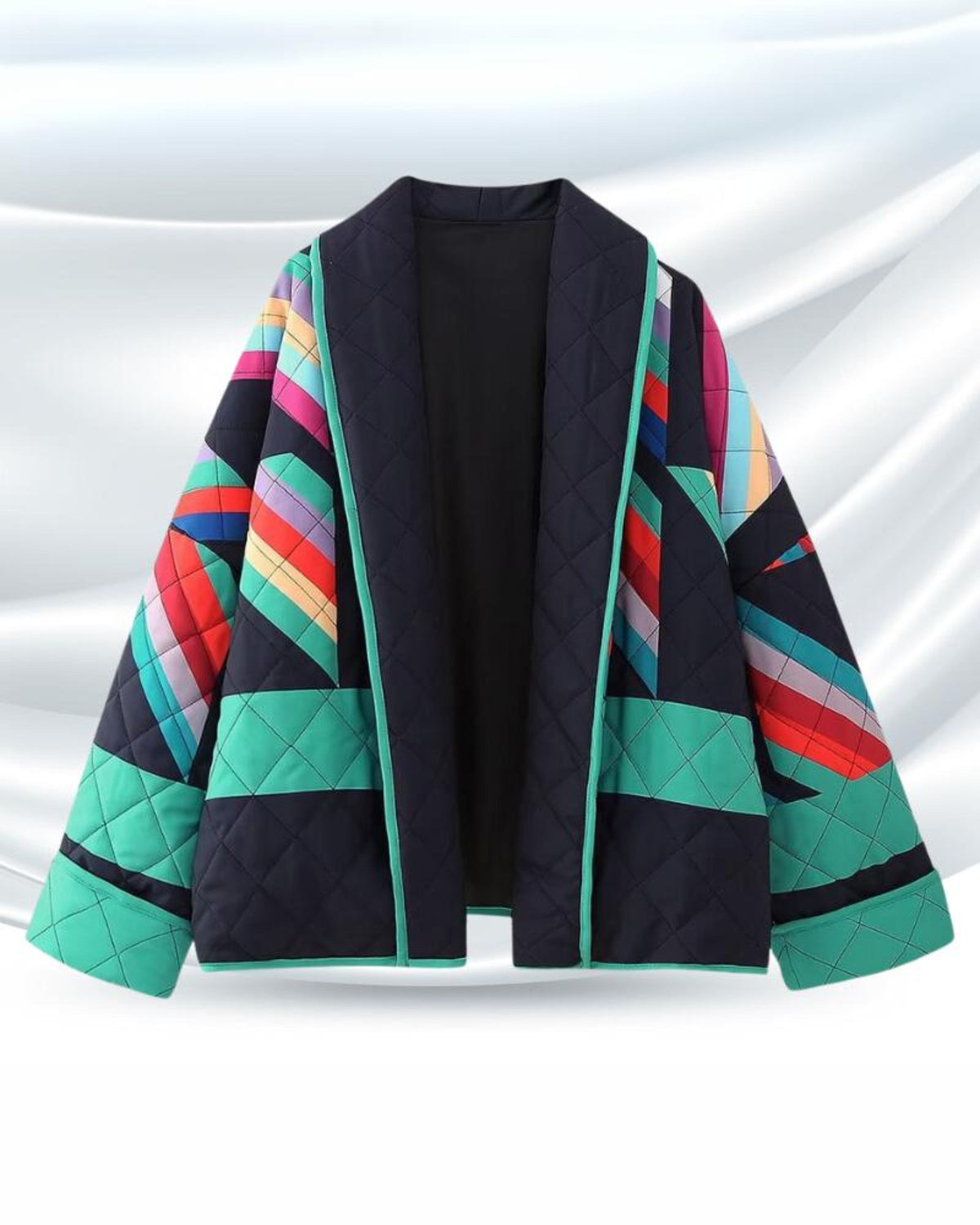 Veste élégante résistante Danoir Paris Kaia avec détails sophistiqués, portée sur mannequin en image.