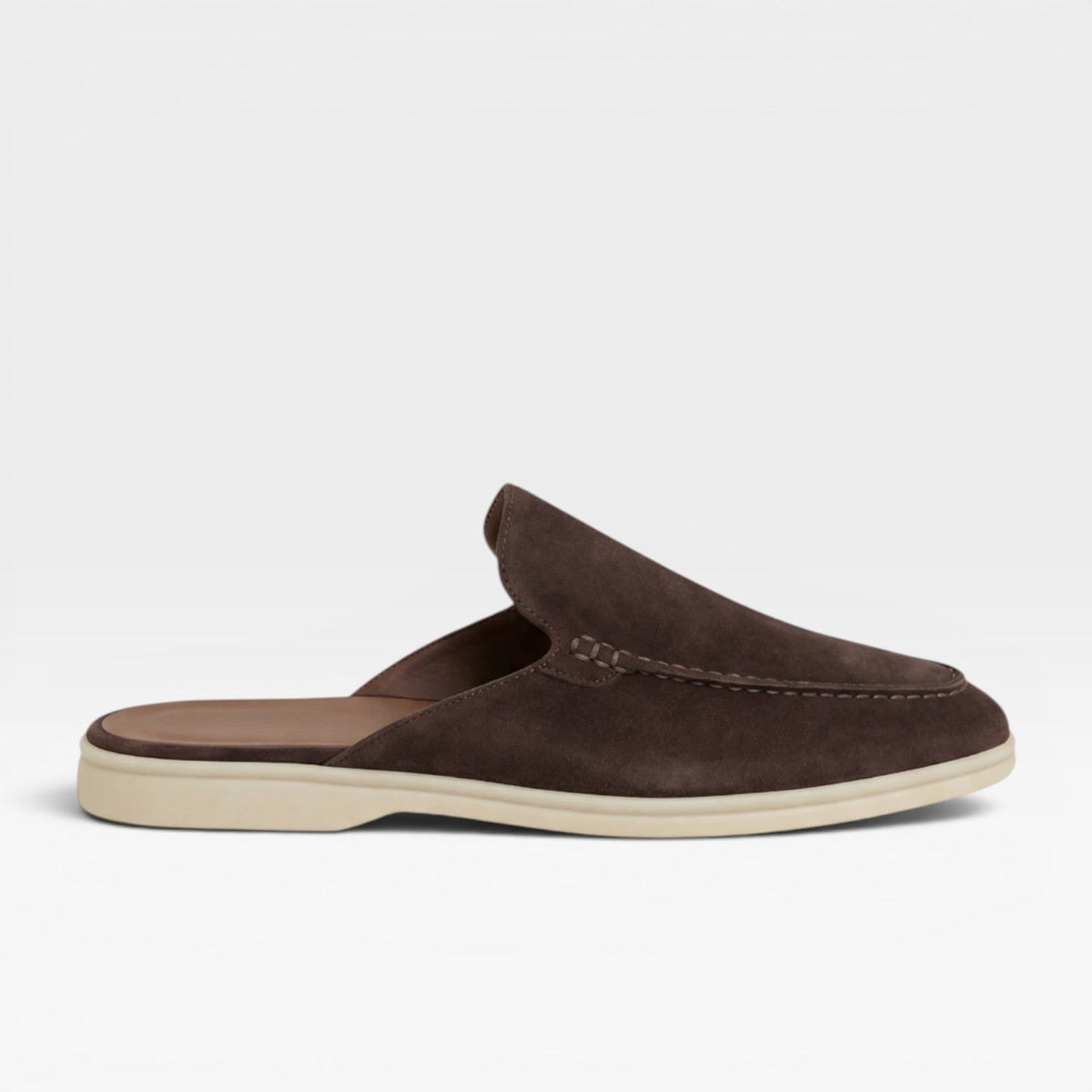 Mules en daim pour hommes Danoir Paris, sandales décontractées sans talon, enfilables, couleur marron clair.