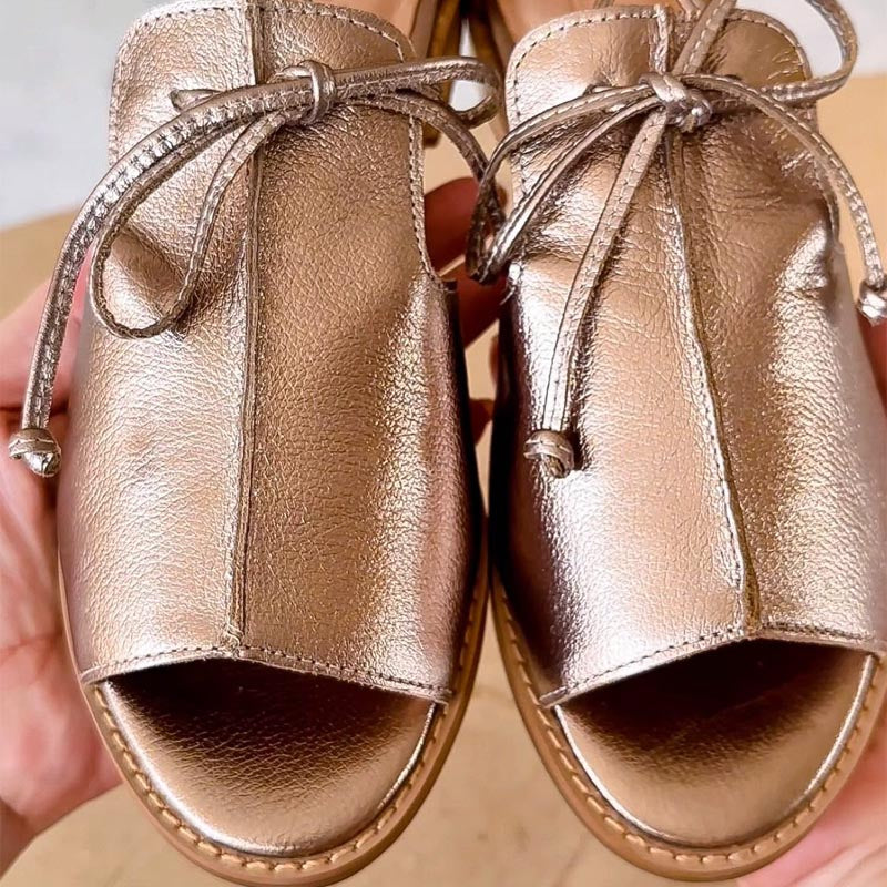 Sandales en cuir de style à bride, modèle LILLIANA, de Danoir Paris, couleur champagne, pointure 35.