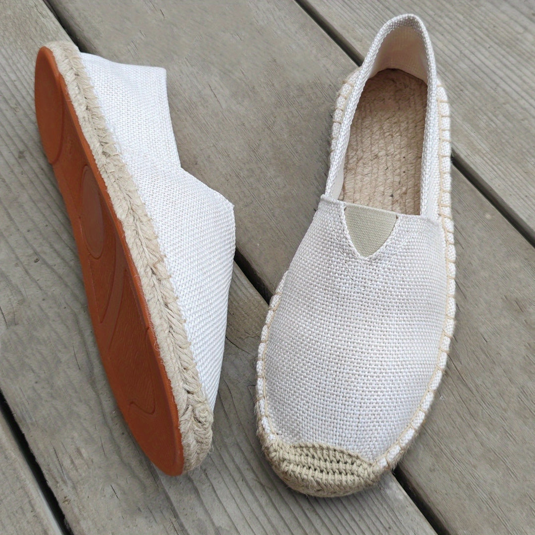 Espadrilles élégantes pour hommes de la marque Danoir Paris, chaussures blanches en tissu avec semelle en corde.