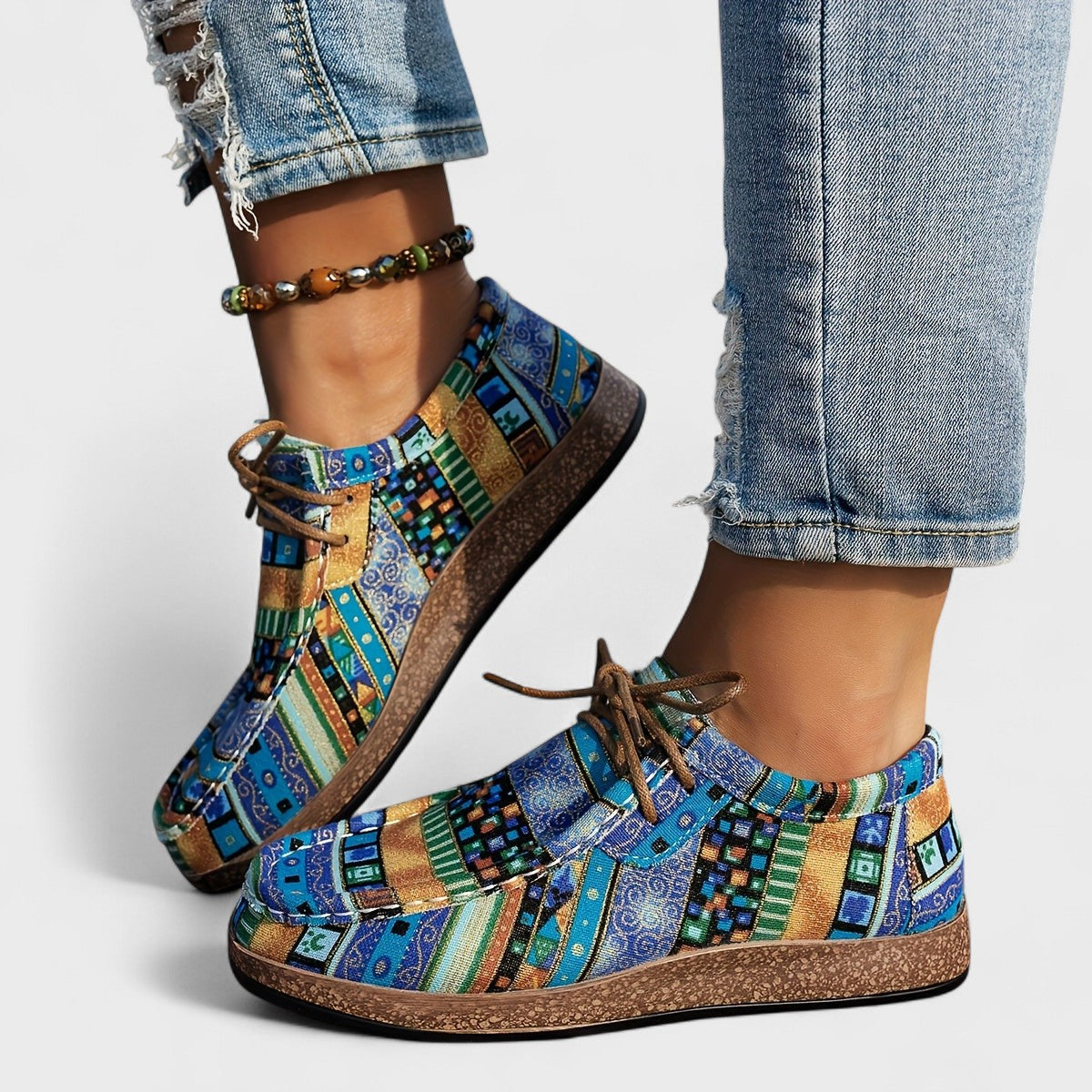Sneakers Danoir Paris Tirevyn en bleu, chaussures de printemps confortables et élégantes pour se démarquer.