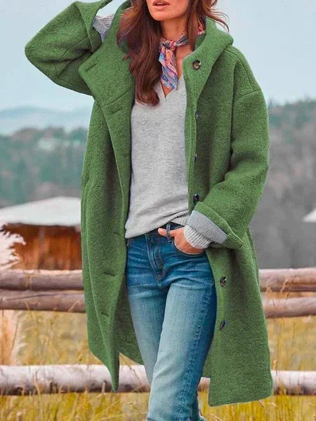 Manteau mi-saison Alessia Danoir Paris en tissu doux, coupe élégante, couleur neutre, parfait pour le printemps et l'automne.