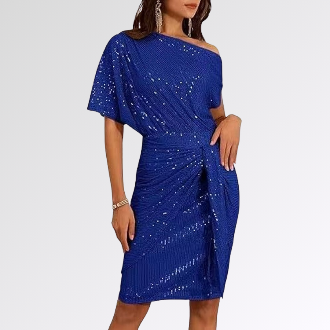 Robe asymétrique scintillante Danoir Paris™ avec détails brillants, portée élégante adaptée aux occasions spéciales.