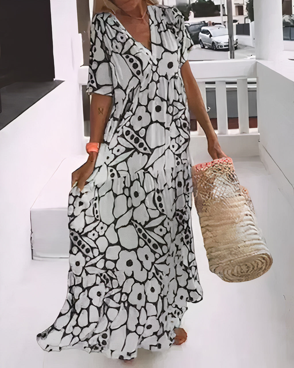 Robe chic décontractée Myrtle de Danoir Paris, tissu léger, coupe fluide, couleur élégante, portée décontractée.