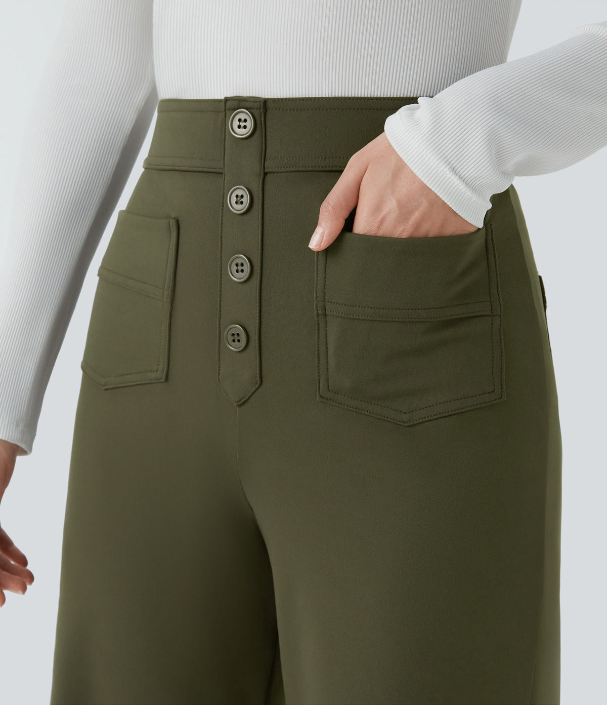 Pantalons élastiques confortables Jade de Danoir Paris en vert, taille XS, tissu doux et flexible pour un port agréable.