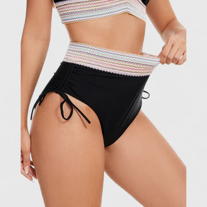 Ensemble de bikini élégant Jayzelliah de Danoir Paris, vert, taille XS, porté sur mannequin.