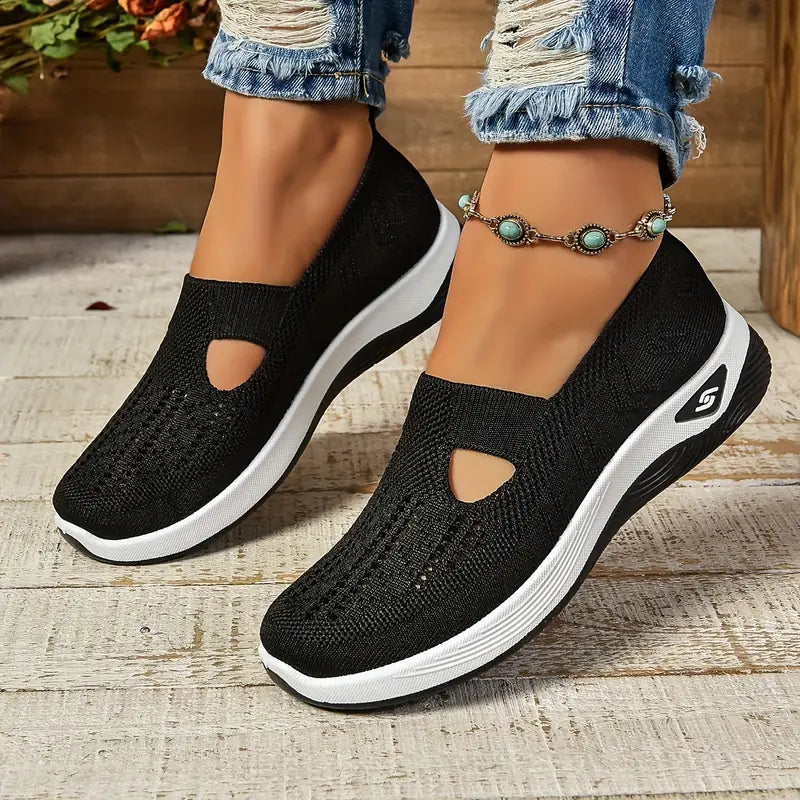 Chaussures antidérapantes Danoir Paris avec semelles offertes, confortables et stables pour une marche en toute sécurité.