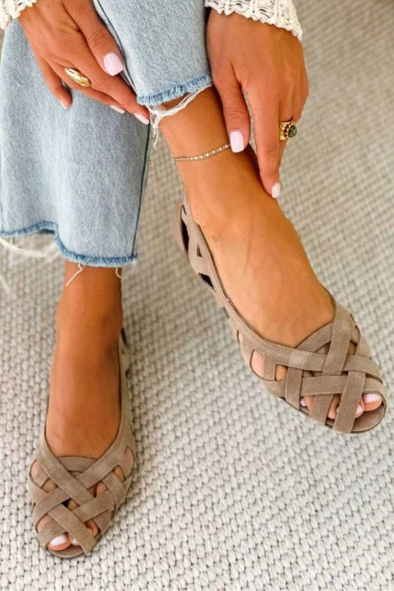 Sandales tressées d'été Caterina de Danoir Paris, en violet, avec semelle en corde et design élégant pour femmes.