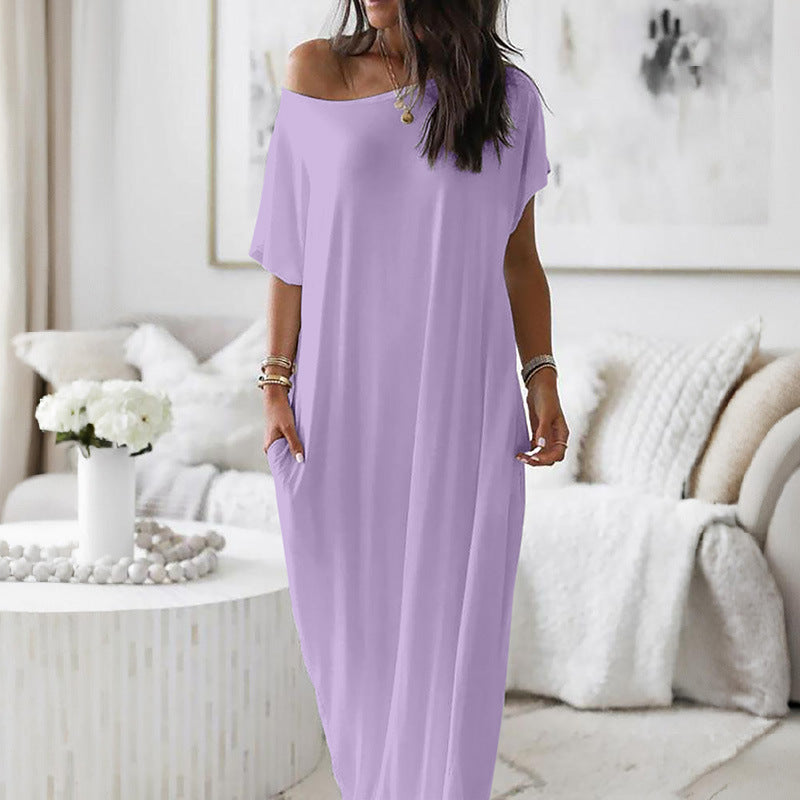 Robe décontractée oversize asymétrique à épaules dénudées de Danoir Paris, vue de face avec coupe fluide et style moderne