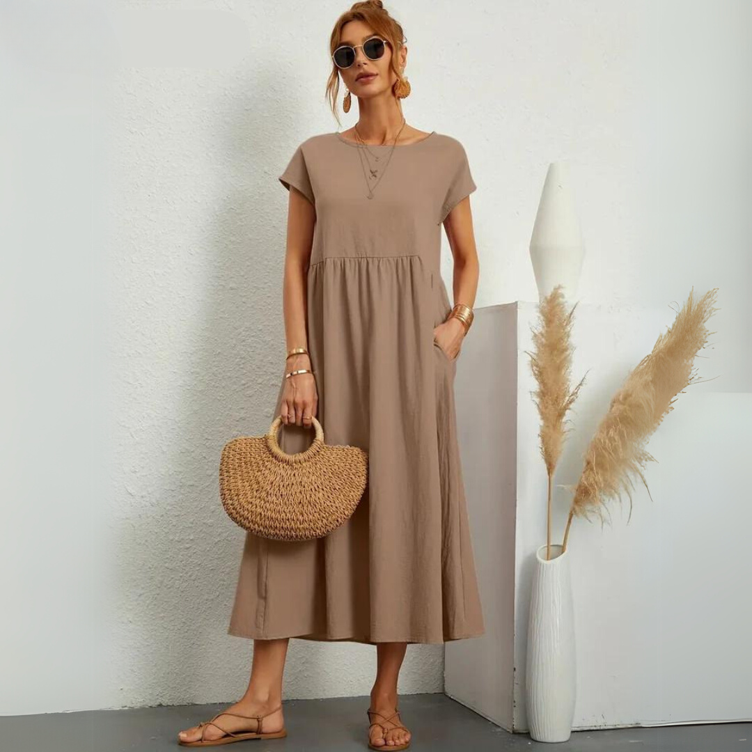 Robe midi décontractée en coton Danoir Paris Isla, coupe fluide avec manches courtes et col rond, portée décontractée pour femmes
