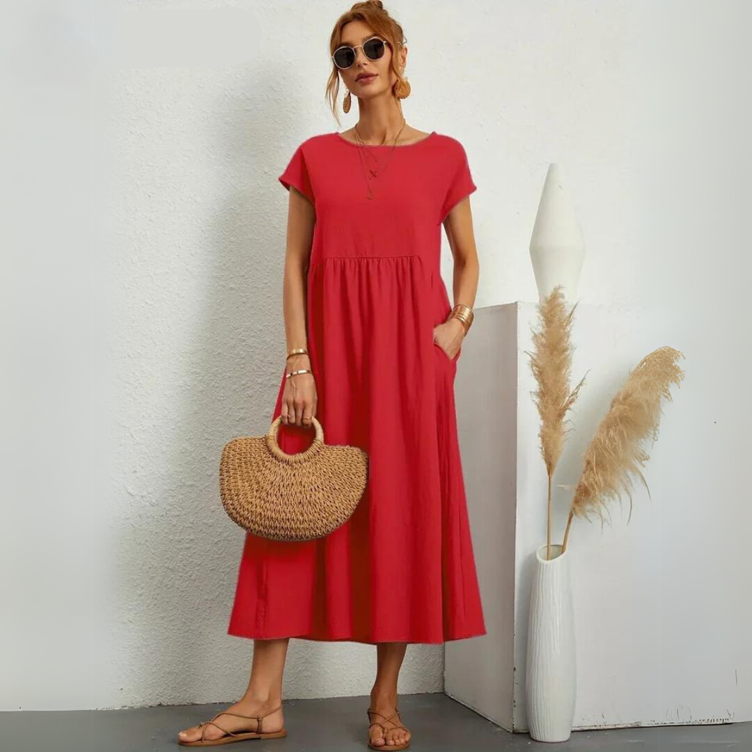 Robe midi décontractée en coton Danoir Paris pour femmes, silhouette fluide et style confortable, portée en journée.