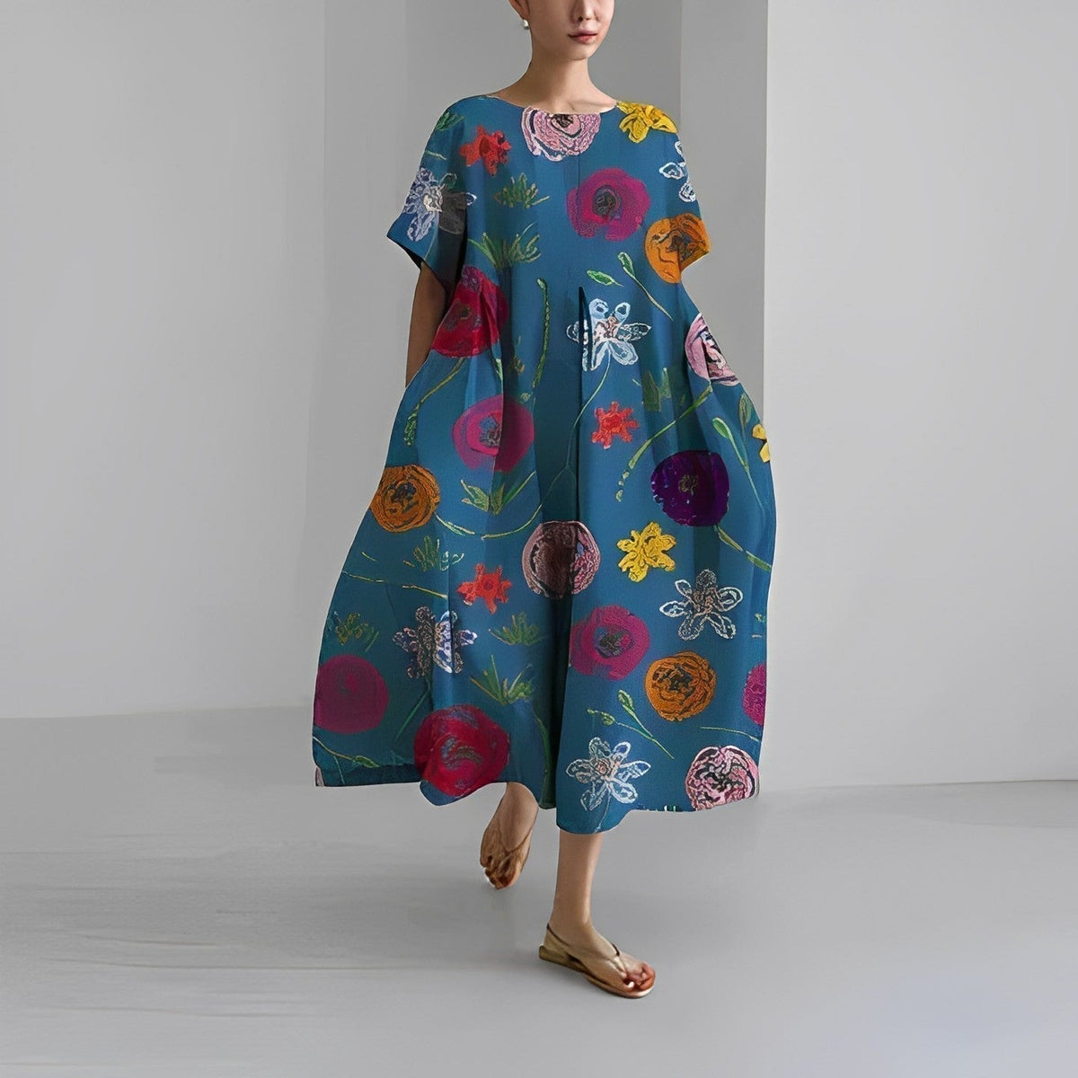 Robe bohème élégante Amelia de Danoir Paris, tissu léger et fluide, avec détails raffinés et coupe flatteuse.
