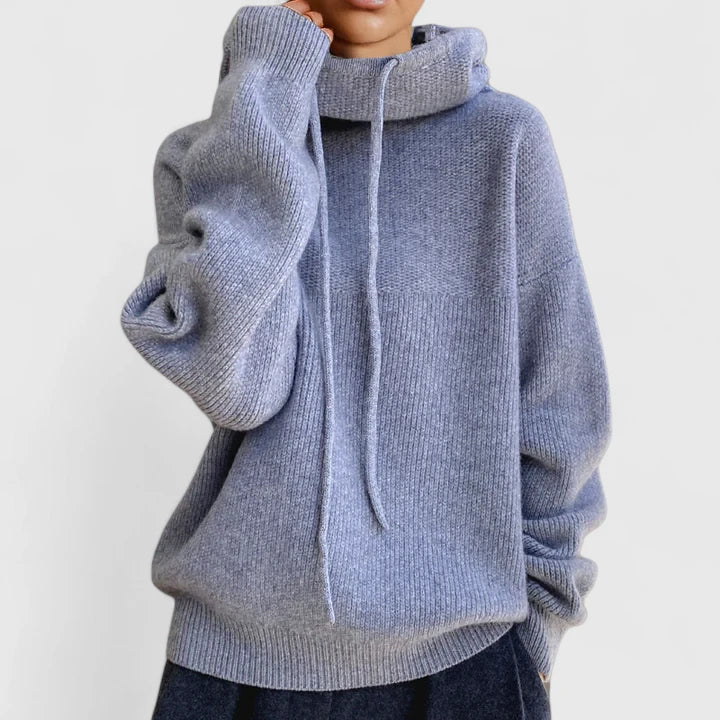 Sweat à capuche confortable Marie de Danoir Paris, en coton doux, couleur gris clair, vue de face.