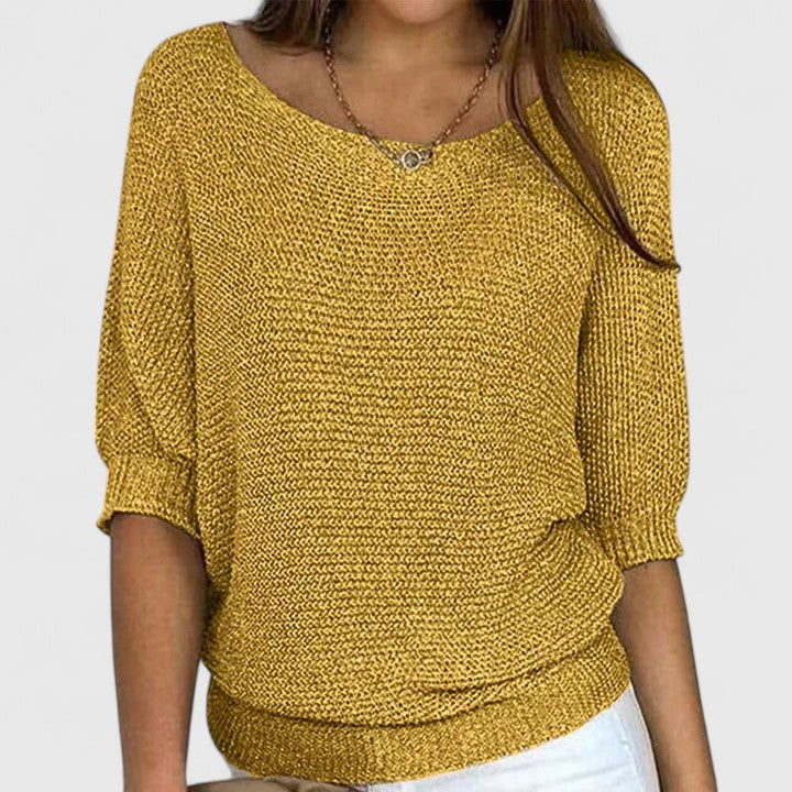 Pull en maille Rachel de Danoir Paris, sans effort, en tissu léger, porté sur un mannequin pour un look décontracté et élégant.