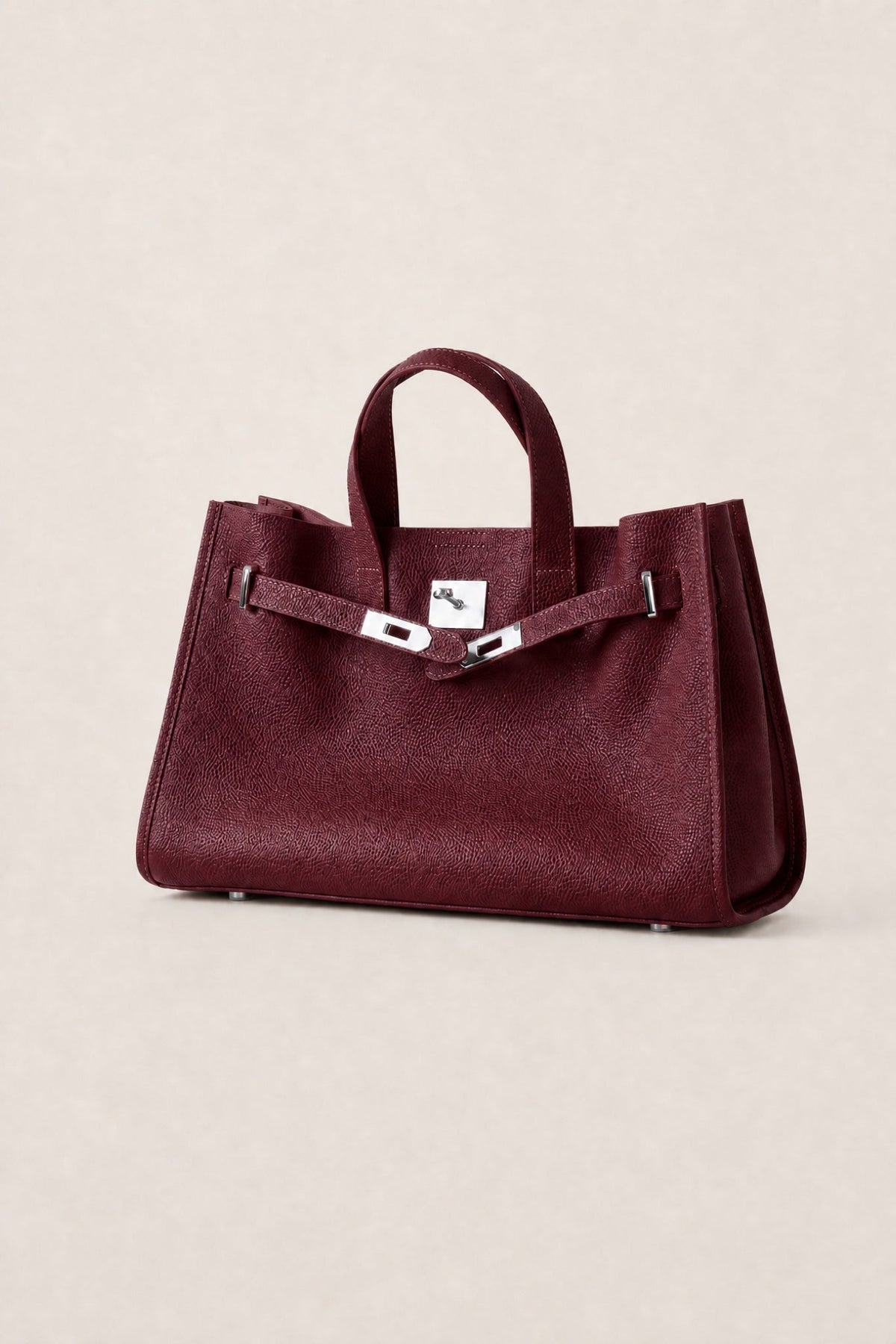 Sac Tote Meridian en Burgundy de Danoir Paris, sac en toile avec poignées robustes et design élégant.
