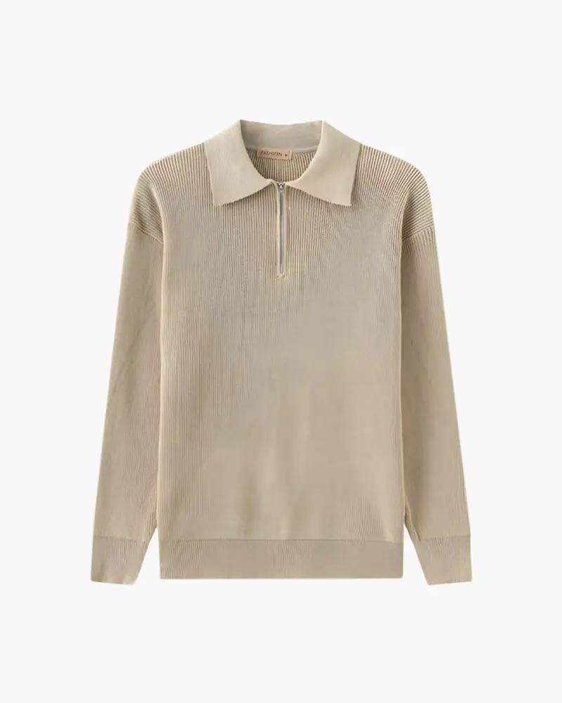 Pull en maille Old Money Cesare à demi-zip beige avec col montant, visible avec fermeture éclair et tissu doux.