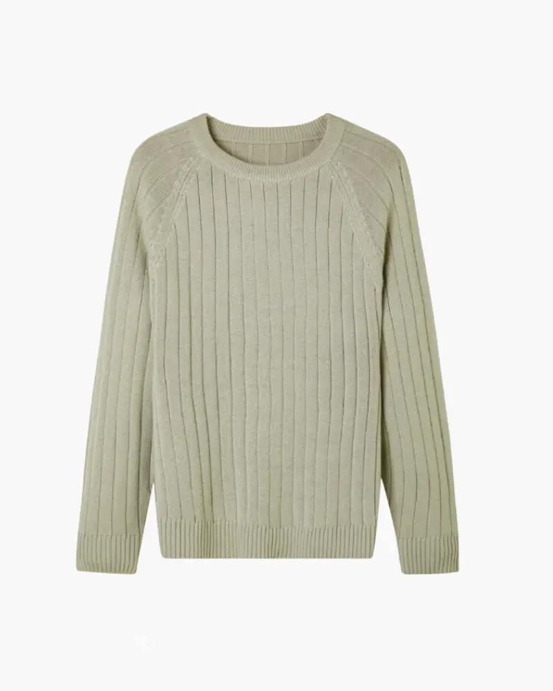 Pull en laine 100 % de qualité supérieure de la marque Old Money, douceur et chaleur visibles dans le tissu.