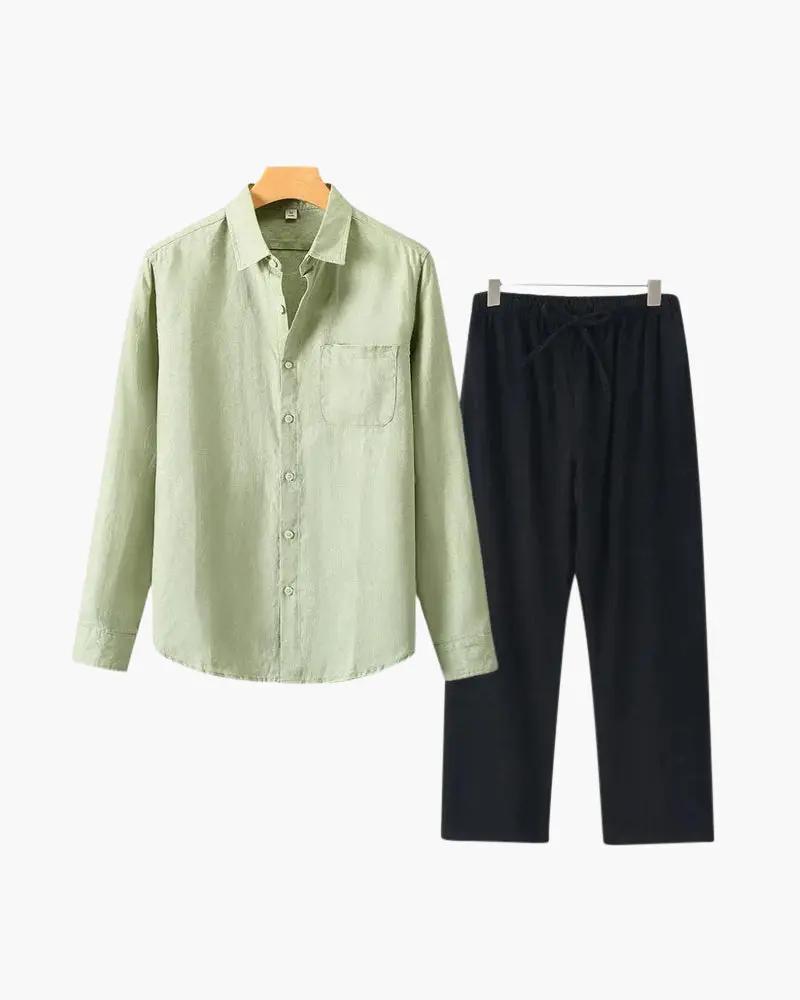 Chemise en lin Old Money Combo à manches longues, tissu léger et élégant, vue de face avec détails de couture et col.
