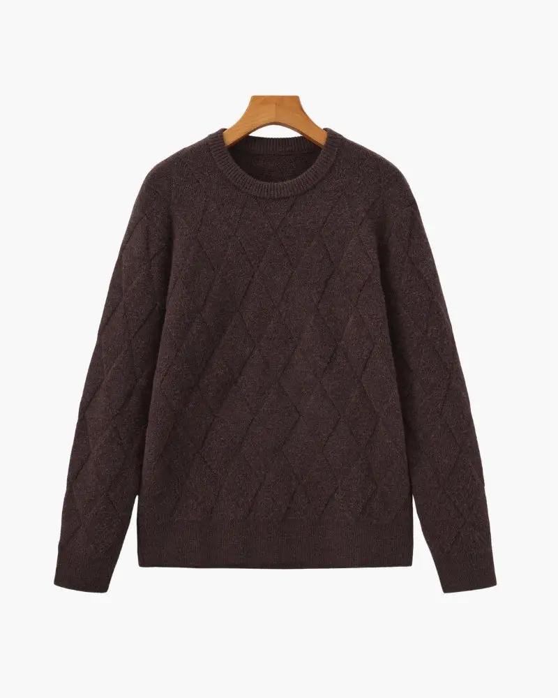 Pull en maille diamond à col rond Old Money, doux, beige, avec motif en diamant visible, style classique et confortable.