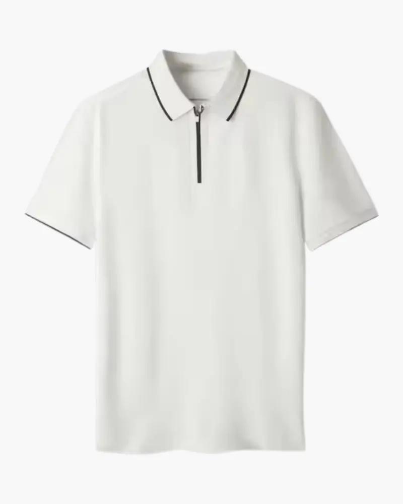 Polo zip Ridgeway Old Money en coton bleu avec col et manches longues, porté sur un mannequin.