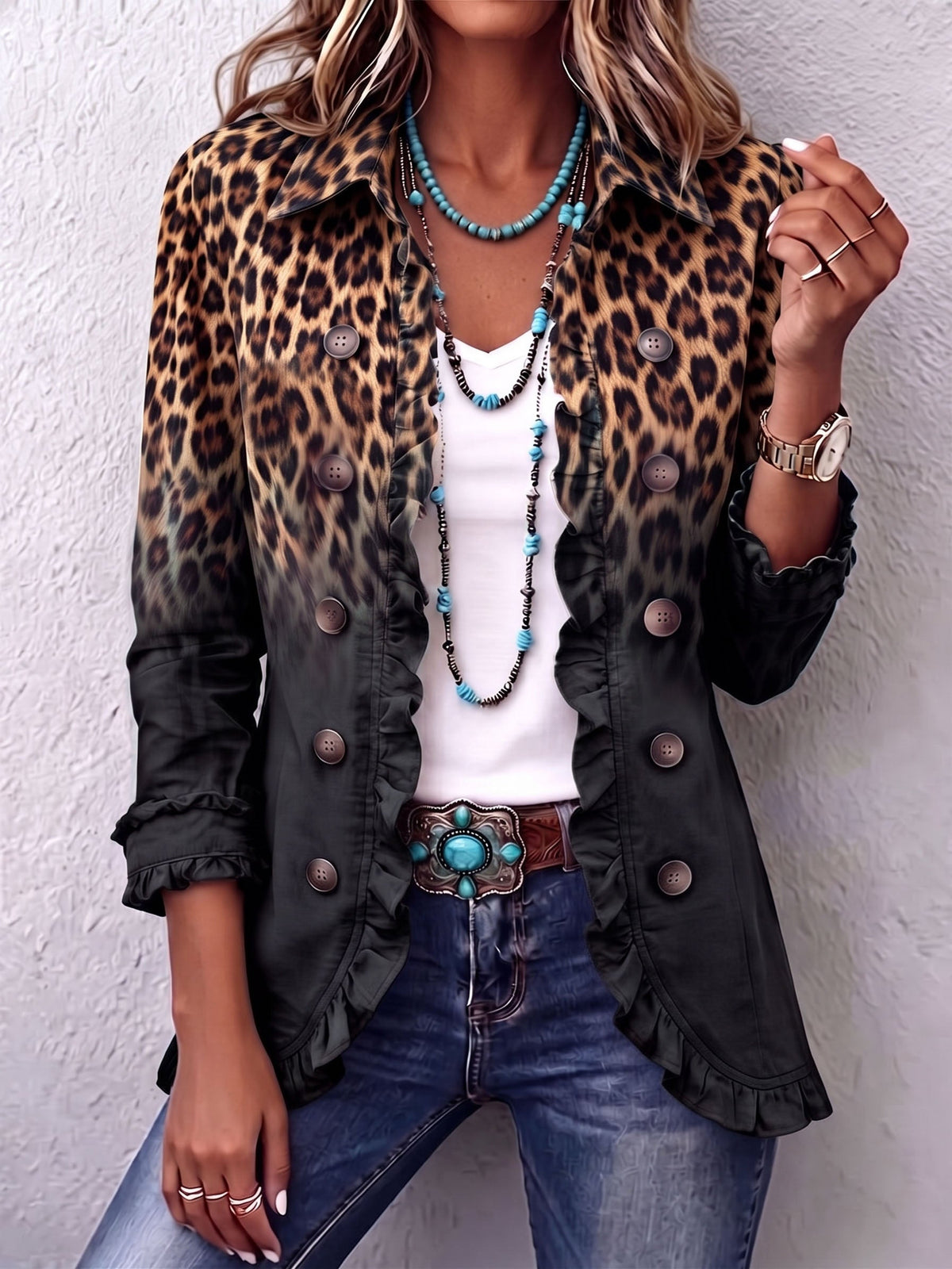 Blazer léopard dégradé anthracite à volants de Danoir Paris, veste élégante avec motif animal et détails féminins.