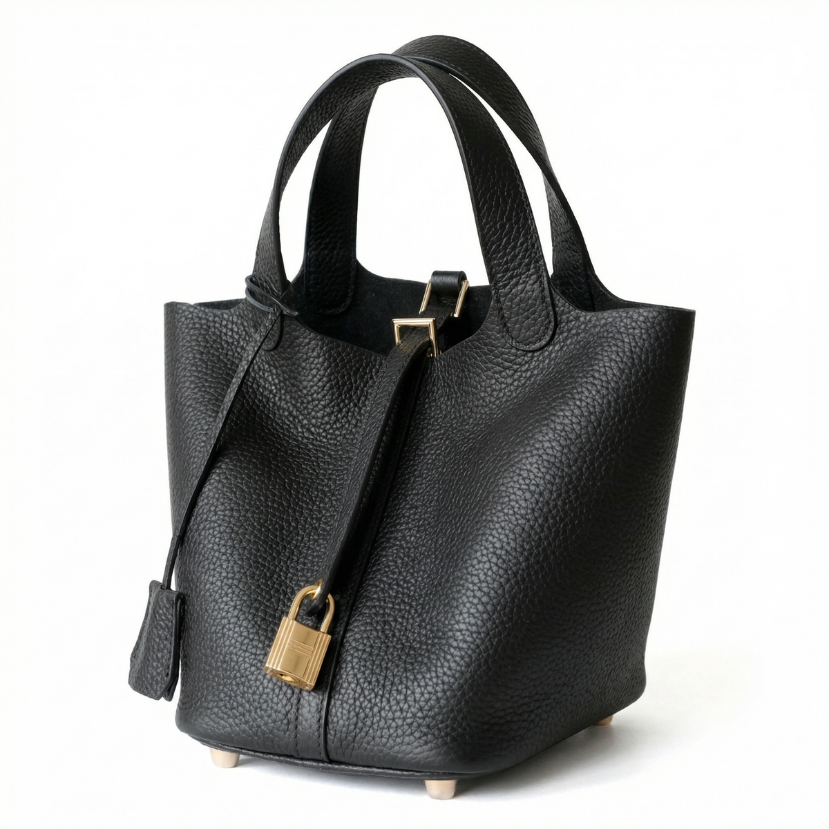 Sac seau Portico noir de Danoir Paris, en cuir élégant avec poignée robuste et intérieur spacieux pour un style chic et pratique.