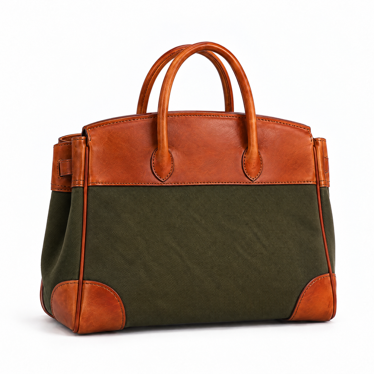 Sac à main Vivienne en cuir, vue arrière, fait main par Danoir Paris, avec détails élégants et finition soignée.