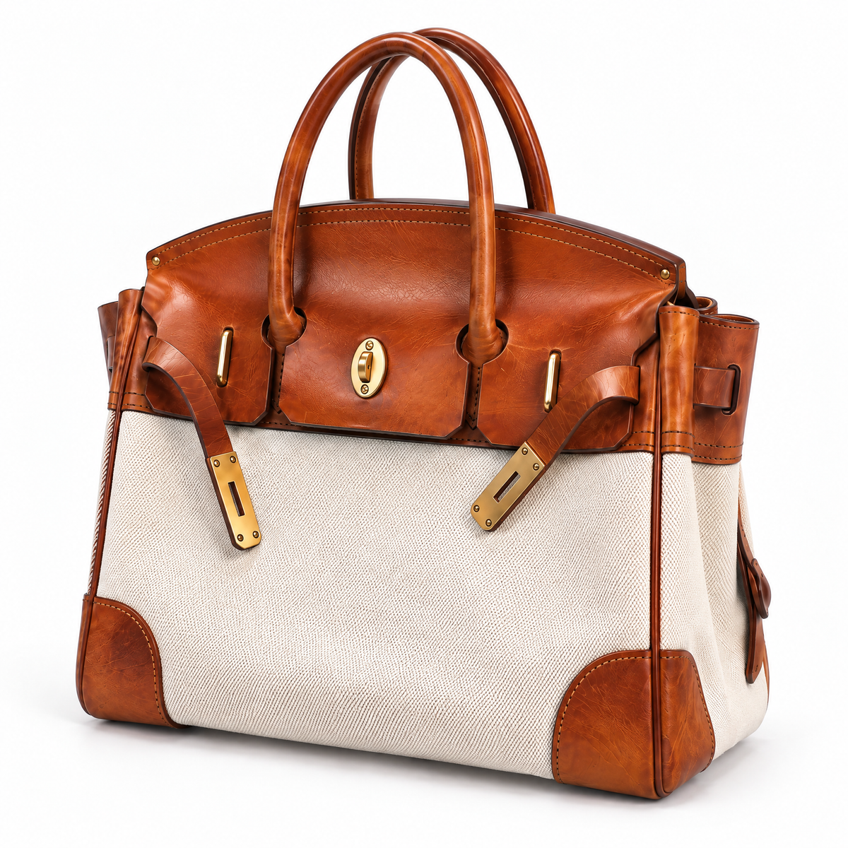 Sac à main Vivienne de Danoir Paris, en cuir, vue en trois-quarts, avec chaîne ornementale et détails élégants.